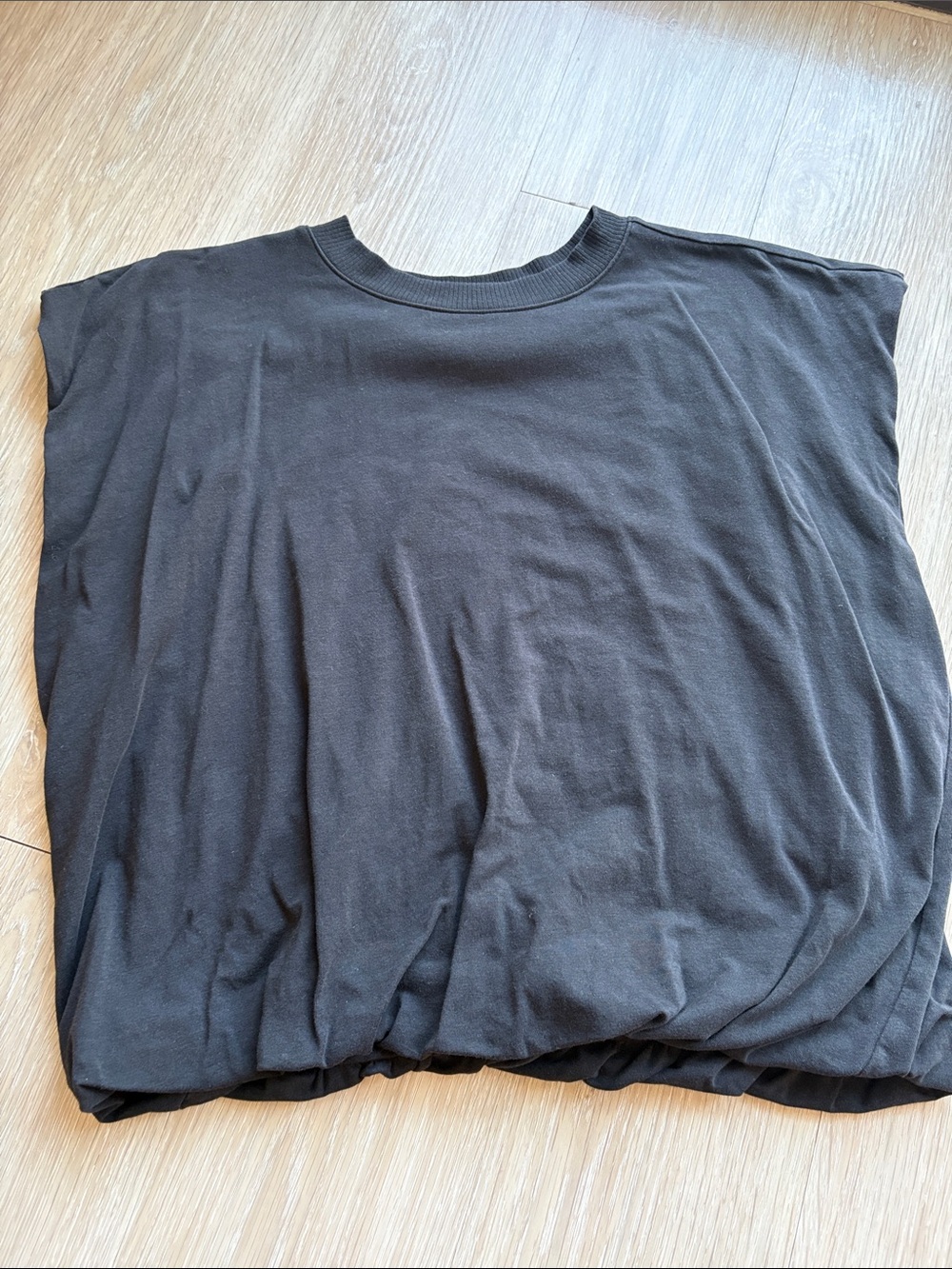 CALIA by Carrie Underwood Black Short-Sleeve Crewneck Tee